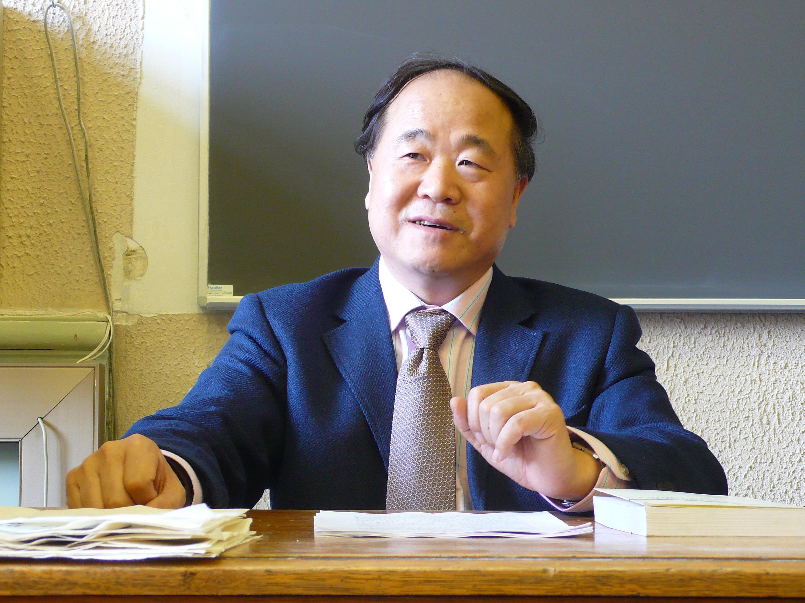 莫言揭示：对家人态度差却对外人和善的三大深层原因