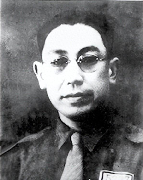 郭汝瑰揭秘：潜伏国军三十载，仅两位将领令其折服