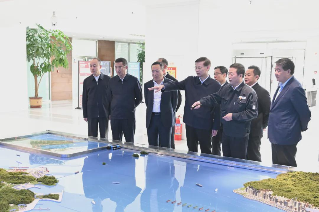 许昆林调研辽港集团