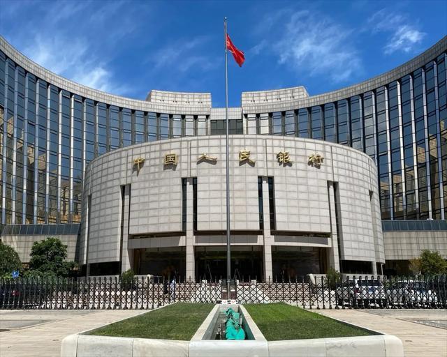 中国黄金储备达2300吨，特朗普让步引发鹰派恐慌