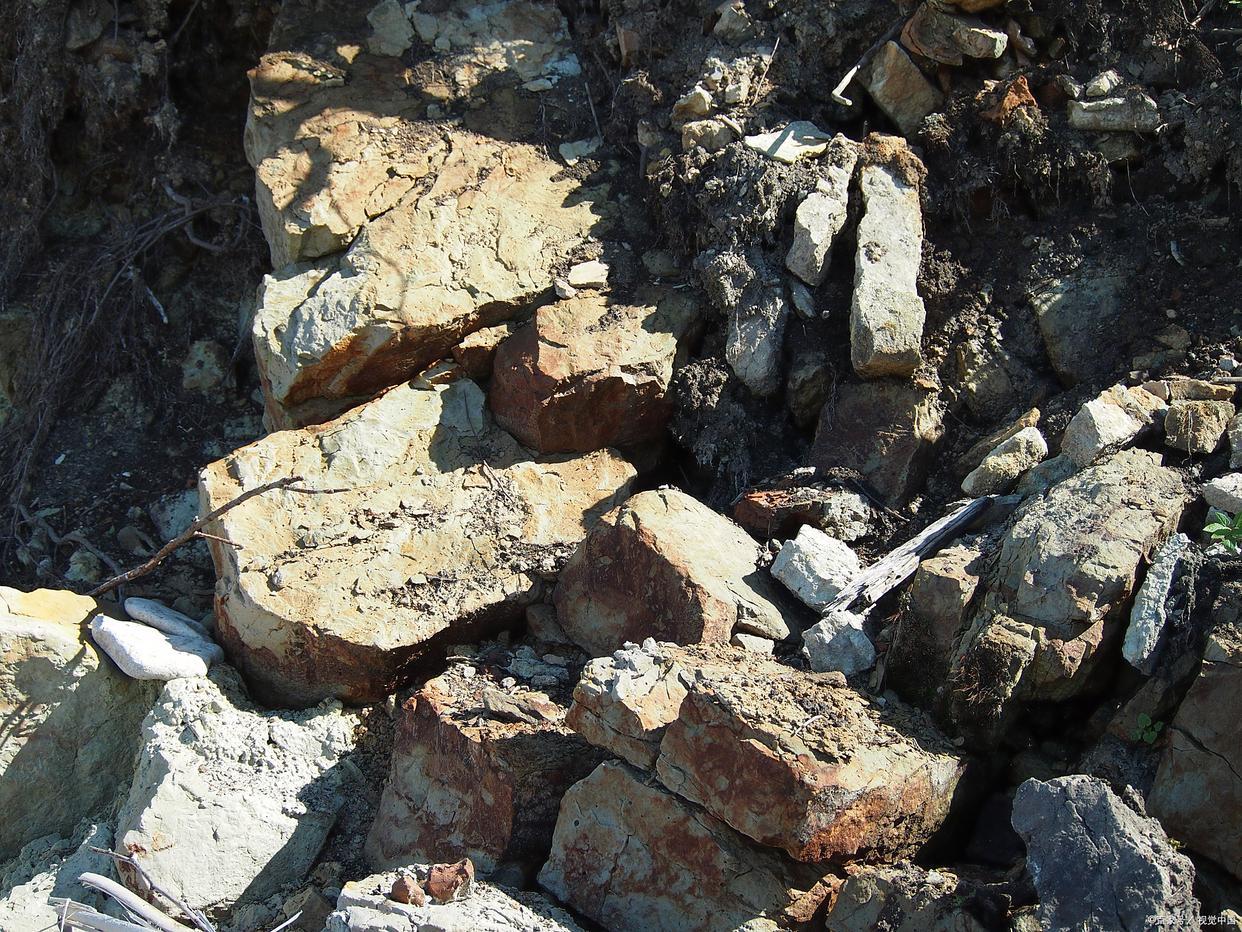 商务部就稀土出口管制新规答记者问：维护国家安全与国际义务