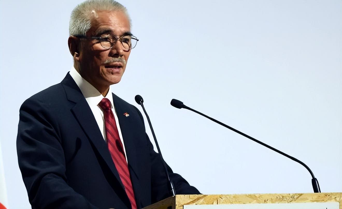 反华总统致国家濒临灭亡，求助中国后结局如何？