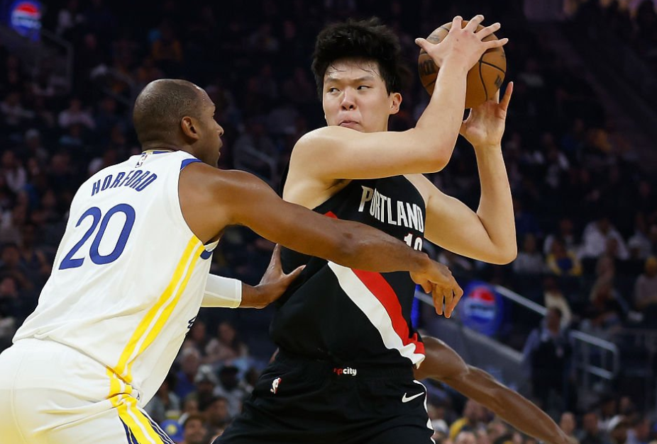 杨瀚森NBA首秀：感受差距，未来或迎快速蜕变