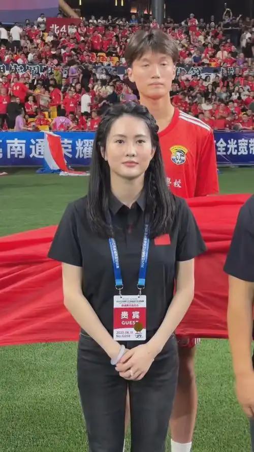 南通队5-0横扫淮安晋级苏超四强，苏南或包揽全部席位