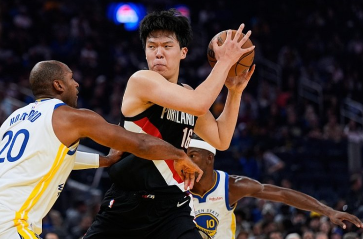 杨瀚森VS胡金秋：谁更适合NBA？天赋与适应力的深度对比