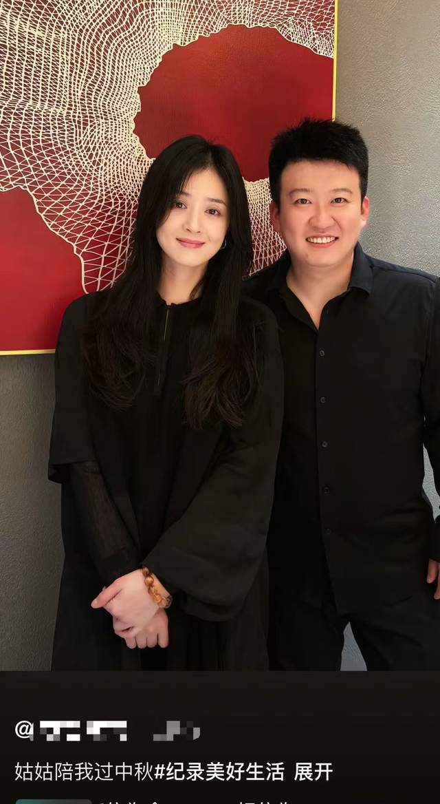 蒋欣中秋回乡与侄子合照曝光，家庭温馨引网友热议