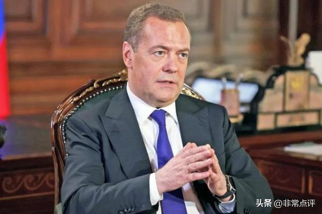 梅德韦杰夫平壤发言引关注，金正恩承诺中朝关系稳固