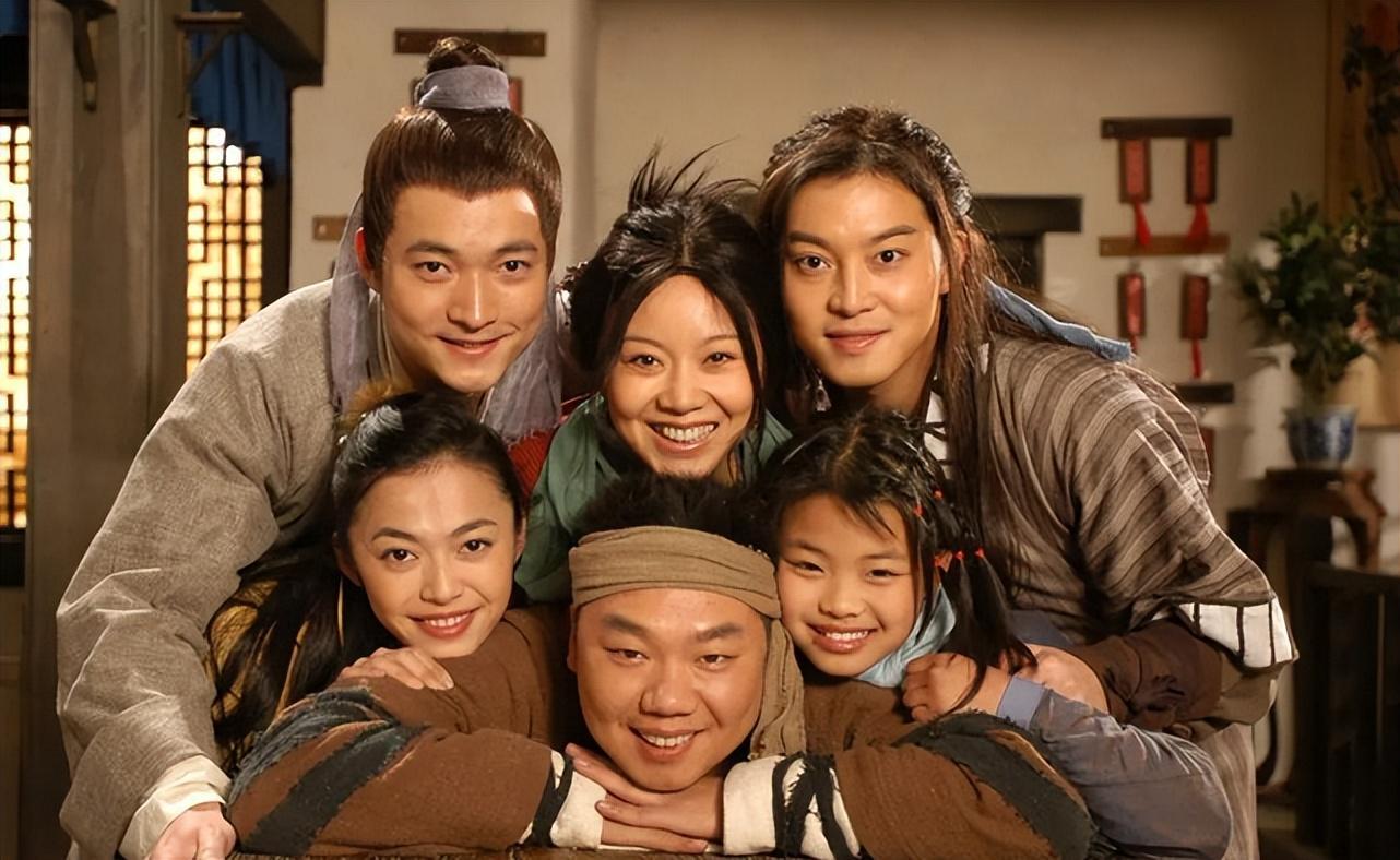 20年后再看武林外传，邢捕头的实干，燕小六的投机，戏中皆是你我