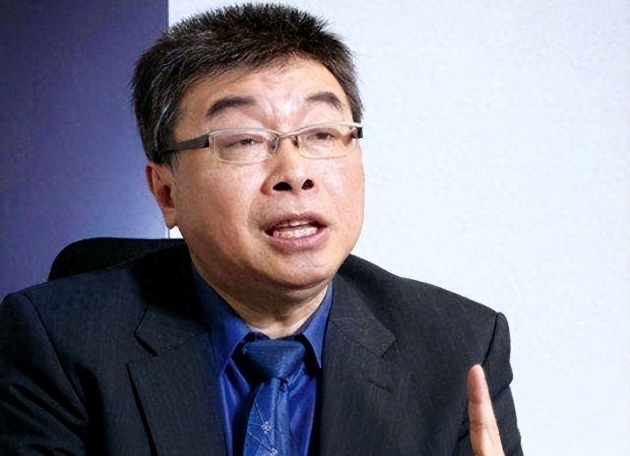 台湾统一后，邱毅建议国防、外交、教育三大领域不实行‘两制’