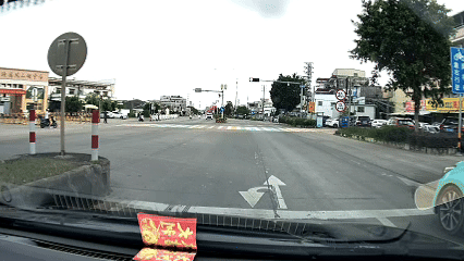 广东江门摩托车失控致死：死亡摇摆引发惨烈事故