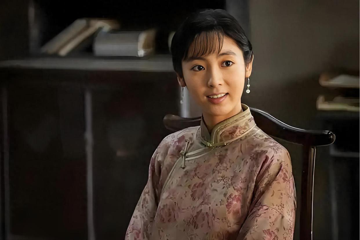 生万物解析：费左氏毒害苏苏后，为何还要打断其双腿？