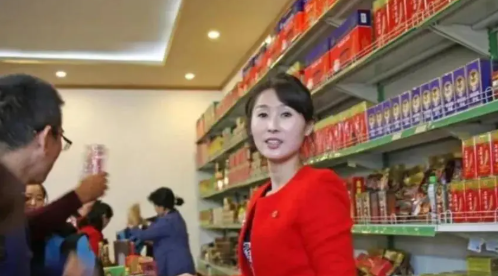 朝鲜人民币购买力揭秘：平壤售货员的惊喜与期待