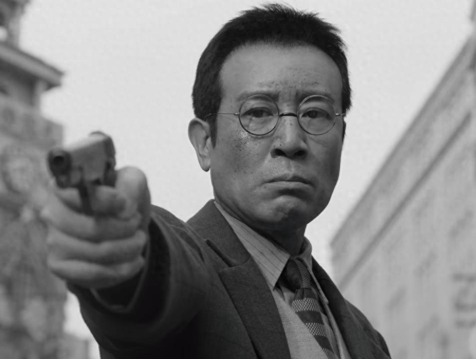 《沉默的荣耀》：谍战剧新标杆，演技与剧情双丰收。