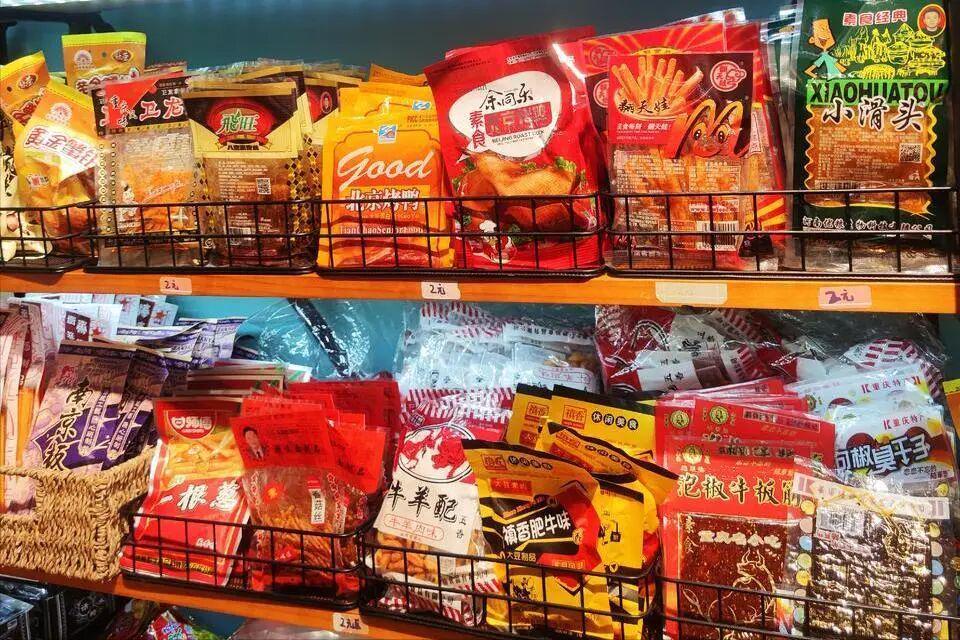 中国，十大“最毒”零食排行榜！常吃等于“慢性自杀”，劝你忌嘴