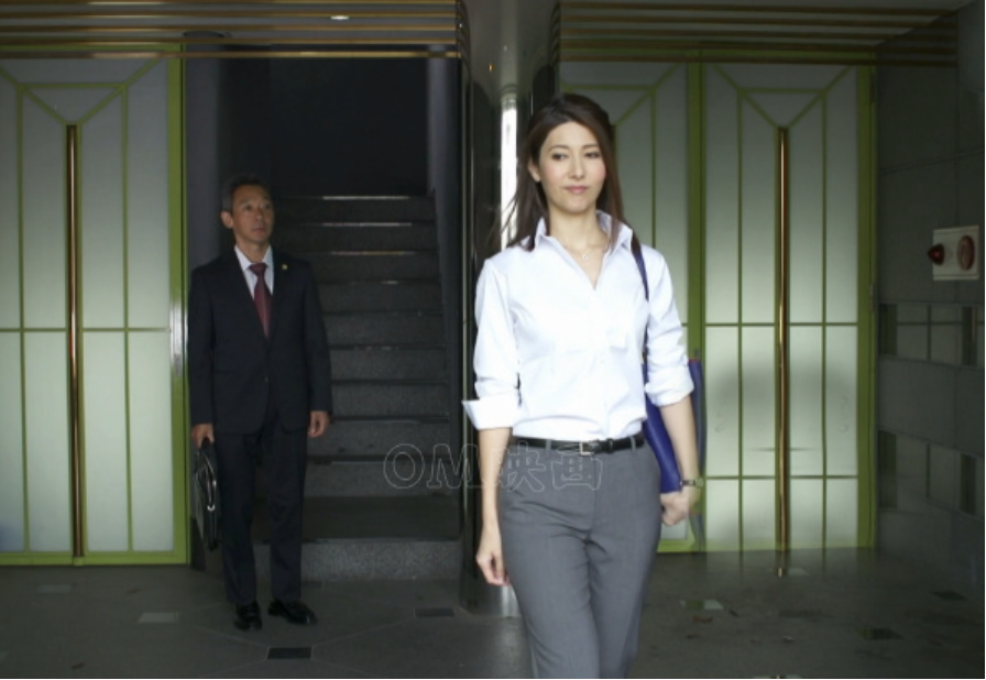 长谷川秋子：被身高封印的「业界大魔王」