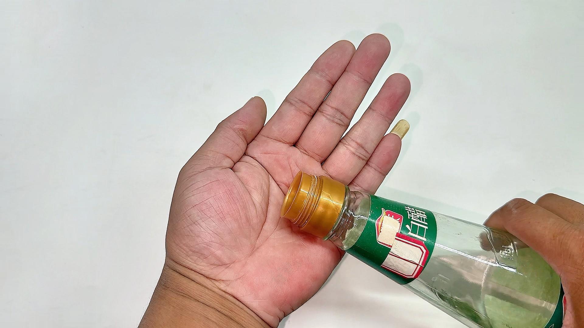 白醋的7大生活妙用：解决手部护理、异味、水垢等难题