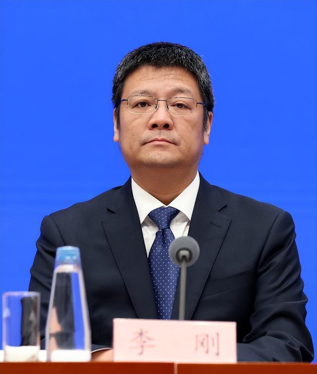 七地政府主要领导调整 最新人事变动全汇总