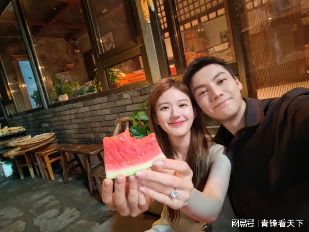 《许我耀眼》热播背后：价值观导向引争议