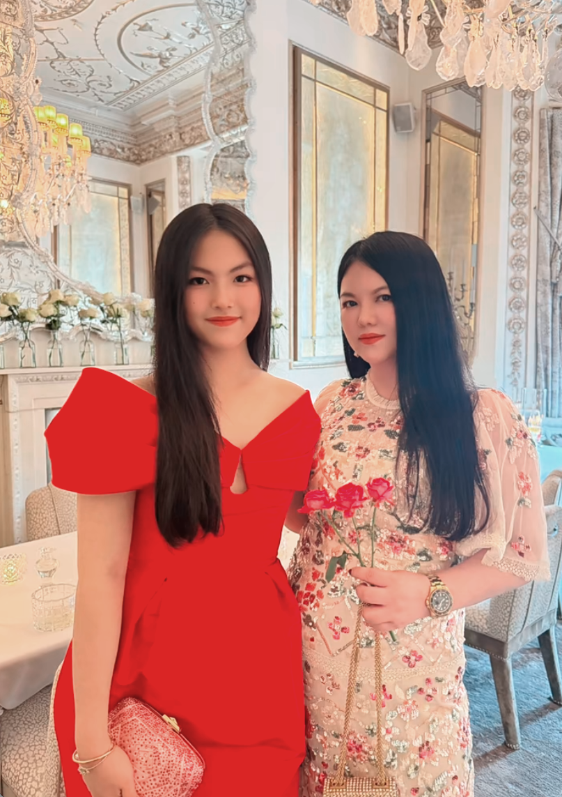 王诗龄16岁生日现场太隆重：本人打扮太成熟，宾客身份被扒不简单