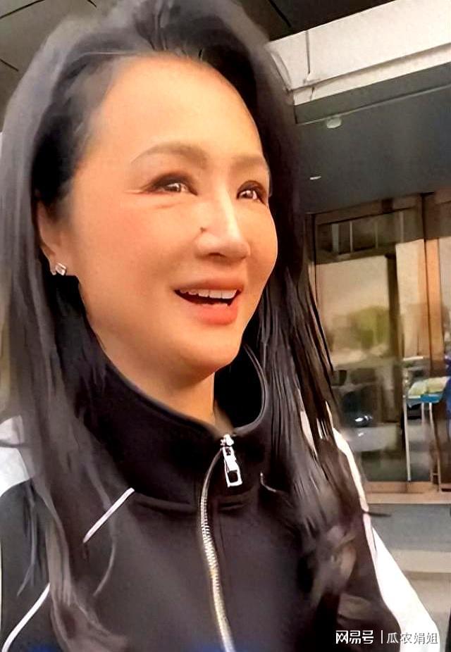 钱再多有什么用！看看51岁曹颖的现状，给所有中年女性提了醒