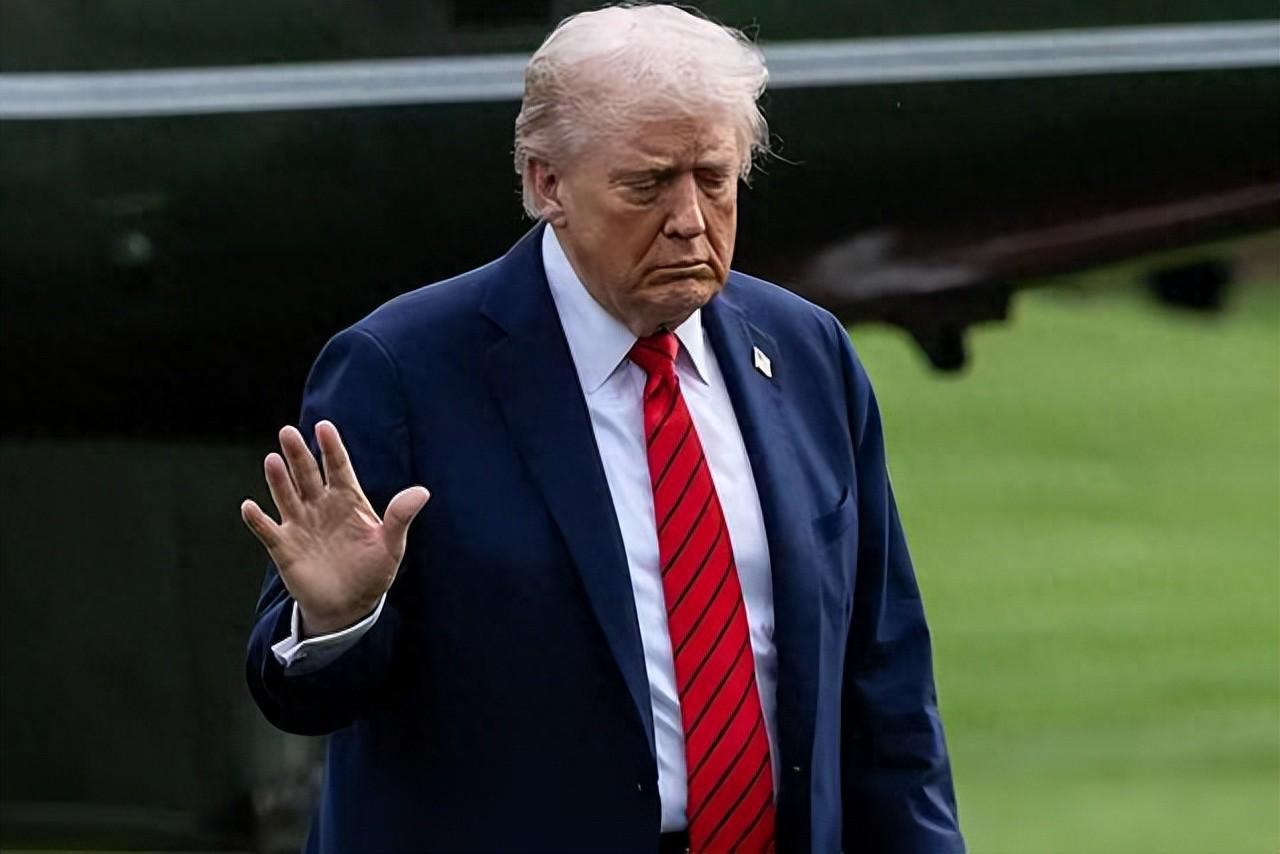 特朗普关税威胁后，中方8字回应让其彻底放弃幻想