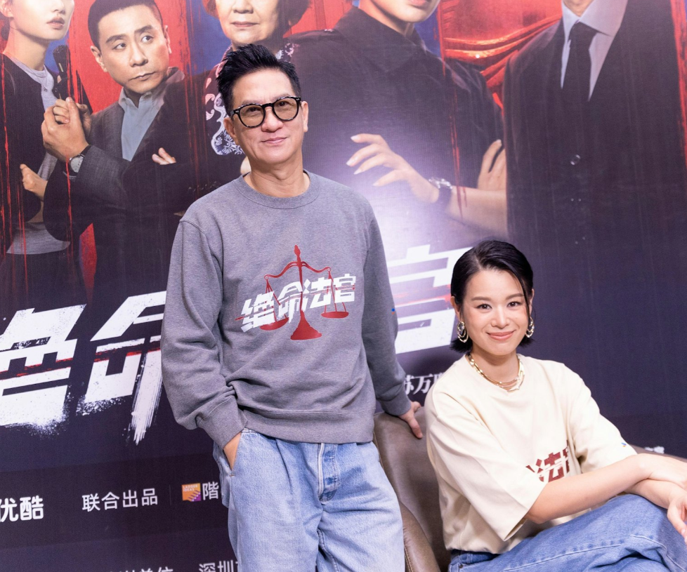 胡杏儿张家辉新剧香港首播！自信港版超越韩美版，谢天华演黑帮