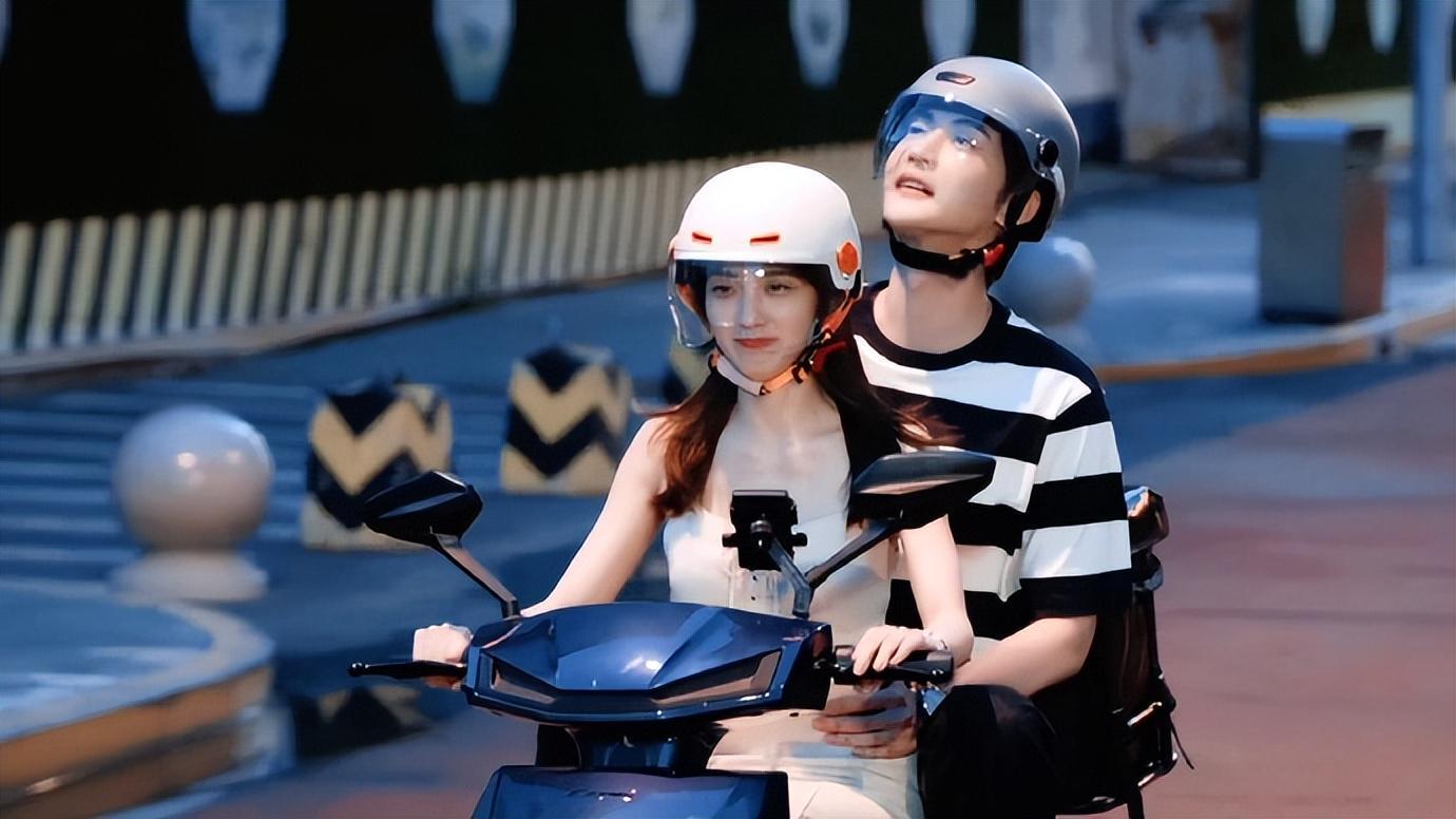 《许我耀眼》最大关系户揭秘：戏份多却令人讨厌，演技获赞