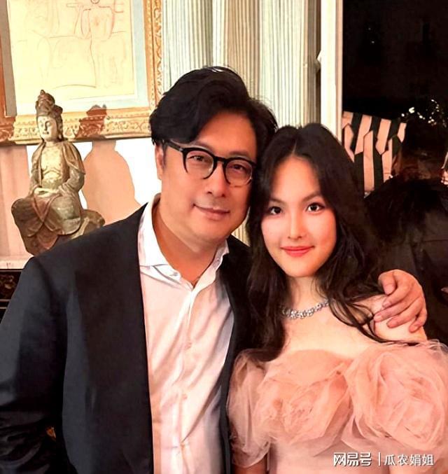 李湘与梅婷女儿对比：物质与气质的真谛何在？