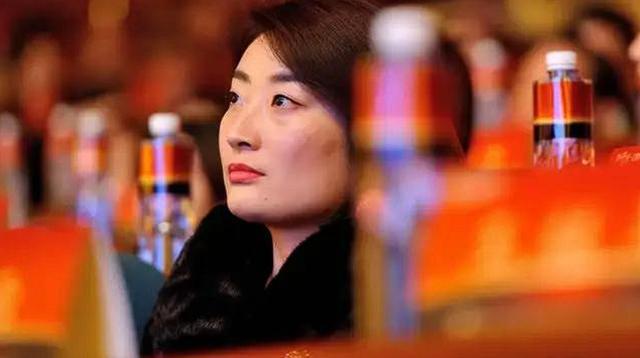 800万年薪招董事长！娃哈哈换帅风波背后的传承危机
