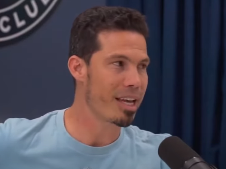 巴西外援炮轰中超：频繁开会逼酒，职业性遭质疑