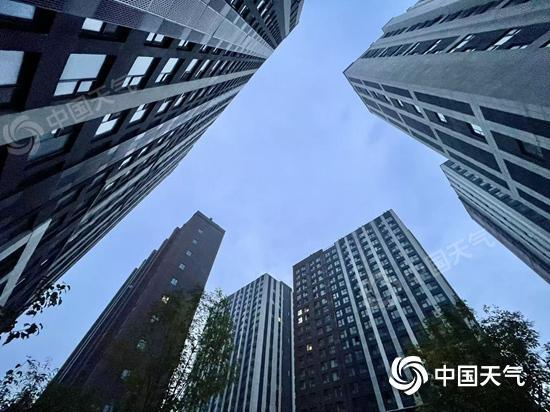 冷空气来袭！北京今起迎降雨降温 明天夜间降雨最明显