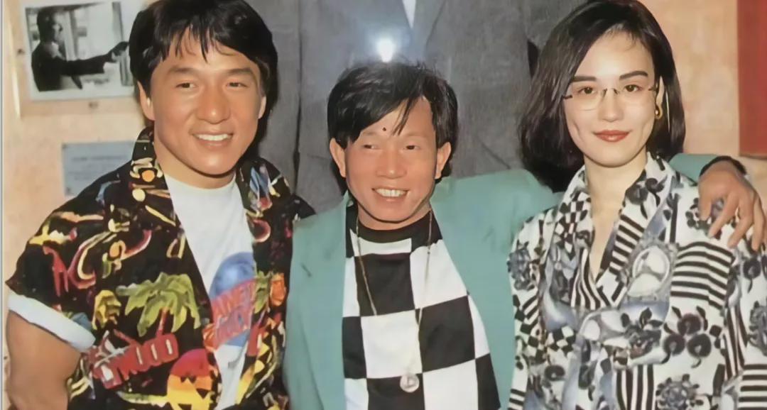 资深艺人翁静晶炮轰成龙！《醉拳2》抢功加导演名，二人旧怨被扒