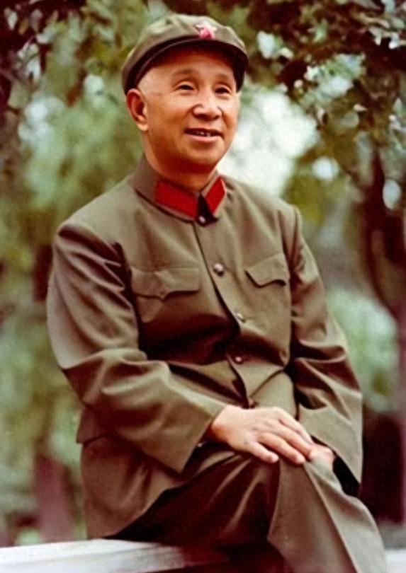 张震晚年忆粟裕：恩师提携成就一生军旅传奇