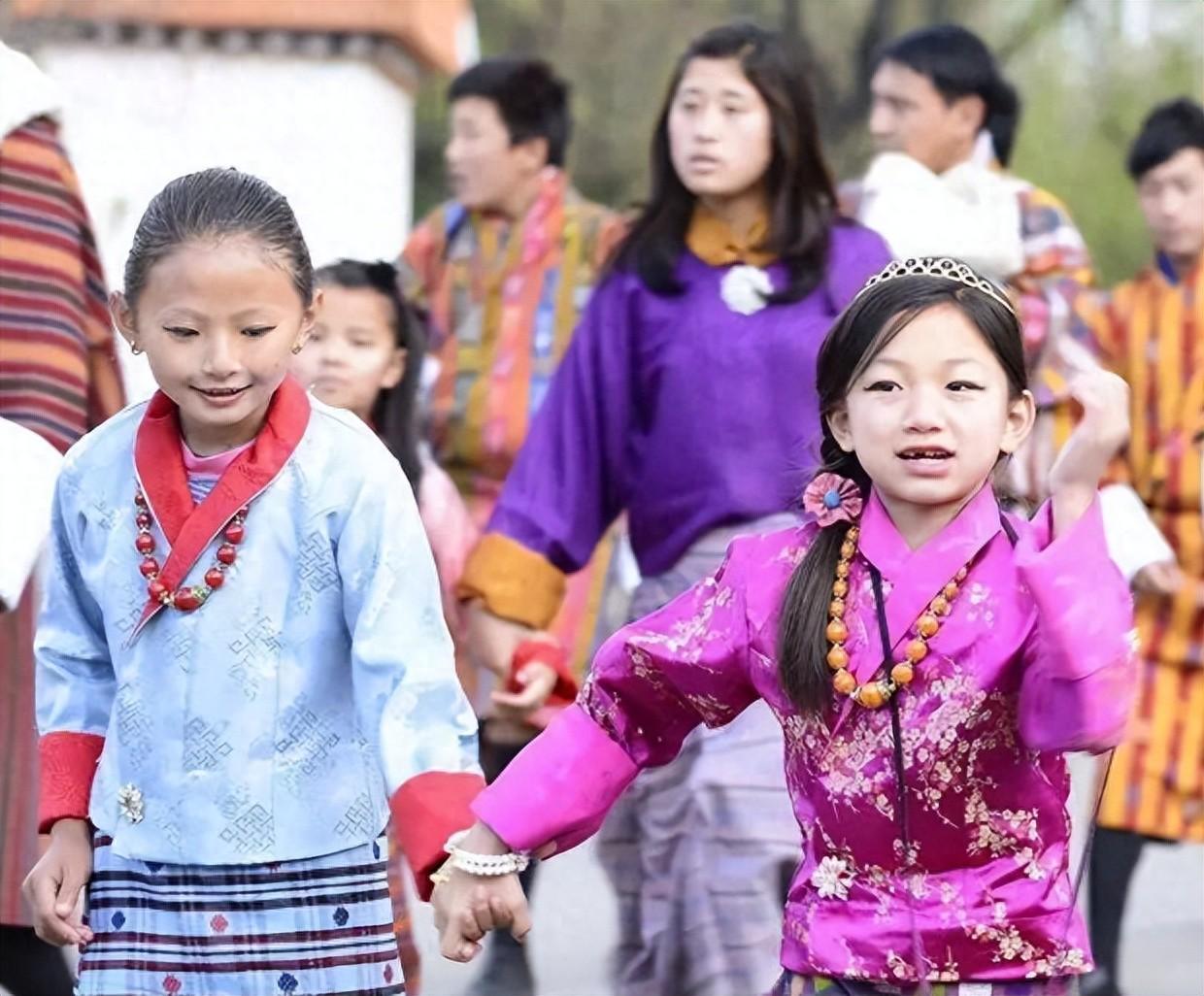 亚洲最穷国不丹：10元人民币能买到什么幸福？