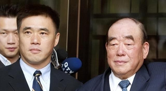 蒋介石侍卫长晚年揭秘：接受雅尔塔协定是最大败笔