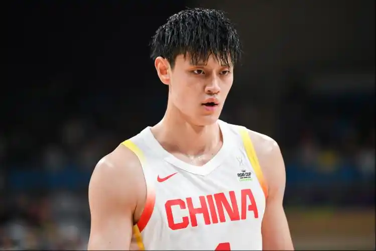 曾凡博下家三选一，沈梓捷驰援广东，威少续约国王
