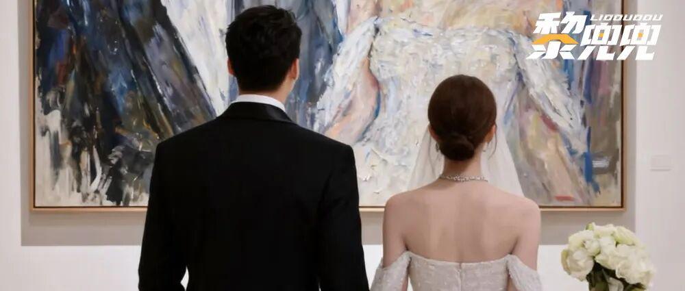 54岁李亚鹏再离婚！三年半婚姻背后经济与情感的双重困境