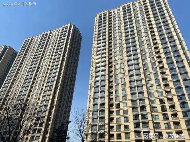 为何建议先出国考察再决定购房置业？