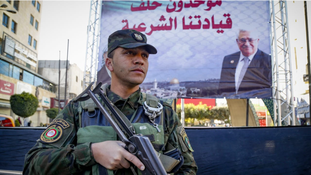 阿巴斯谴责哈马斯加沙处决，与10月7日袭击态度迥异