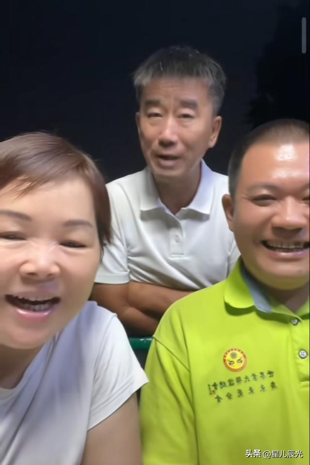 叶锐聪妈妈直播分享：深圳长大儿子四川读一本，母子团圆感人瞬间