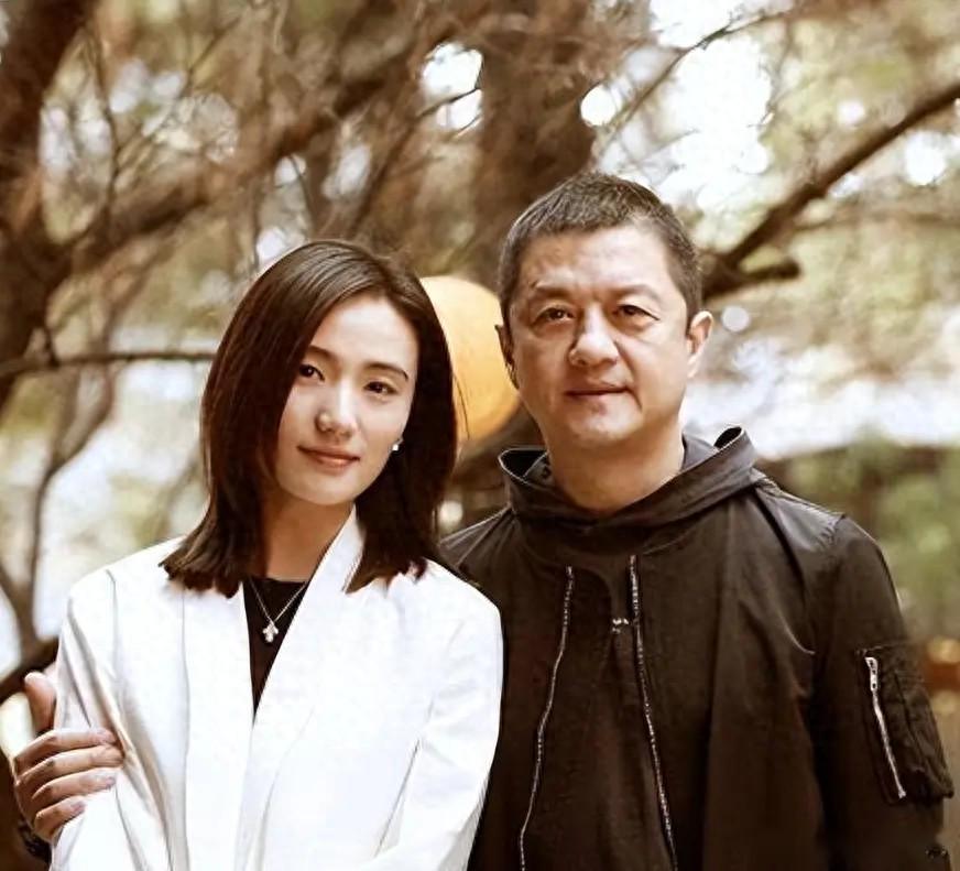 克拉拉官宣离婚！6年豪门婚姻终结，90亿豪宅归属成焦点