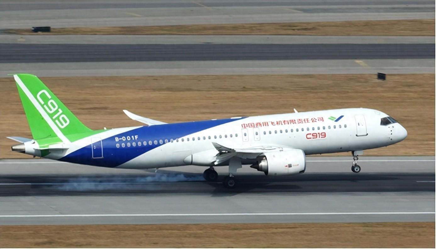国产大飞机C919挑战波音空客：突破欧美适航证封锁的智慧之路