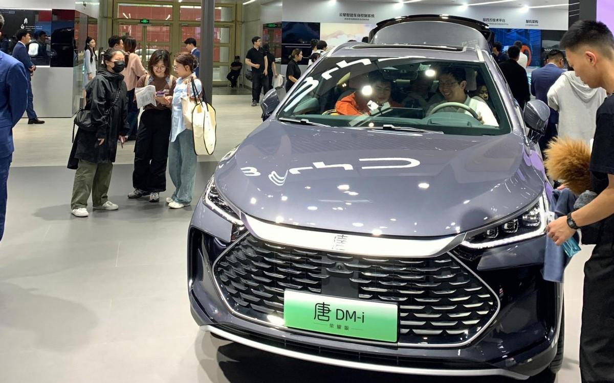 比亚迪、吉利召回超15万辆车，长城汽车公开致歉，汽车安全引关注