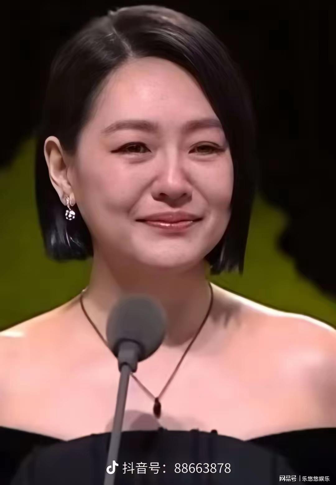 小S泪洒现场：与大S的姐妹情深，难以走出的伤痛