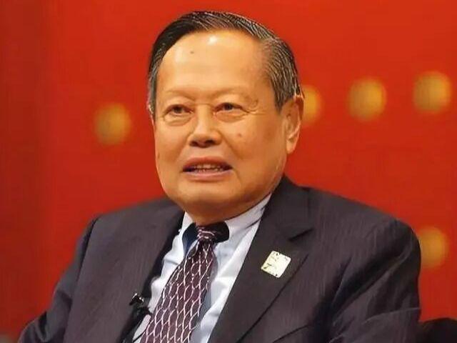 杨振宁教授逝世消息确认：享年103岁，死因及最后合影曝光