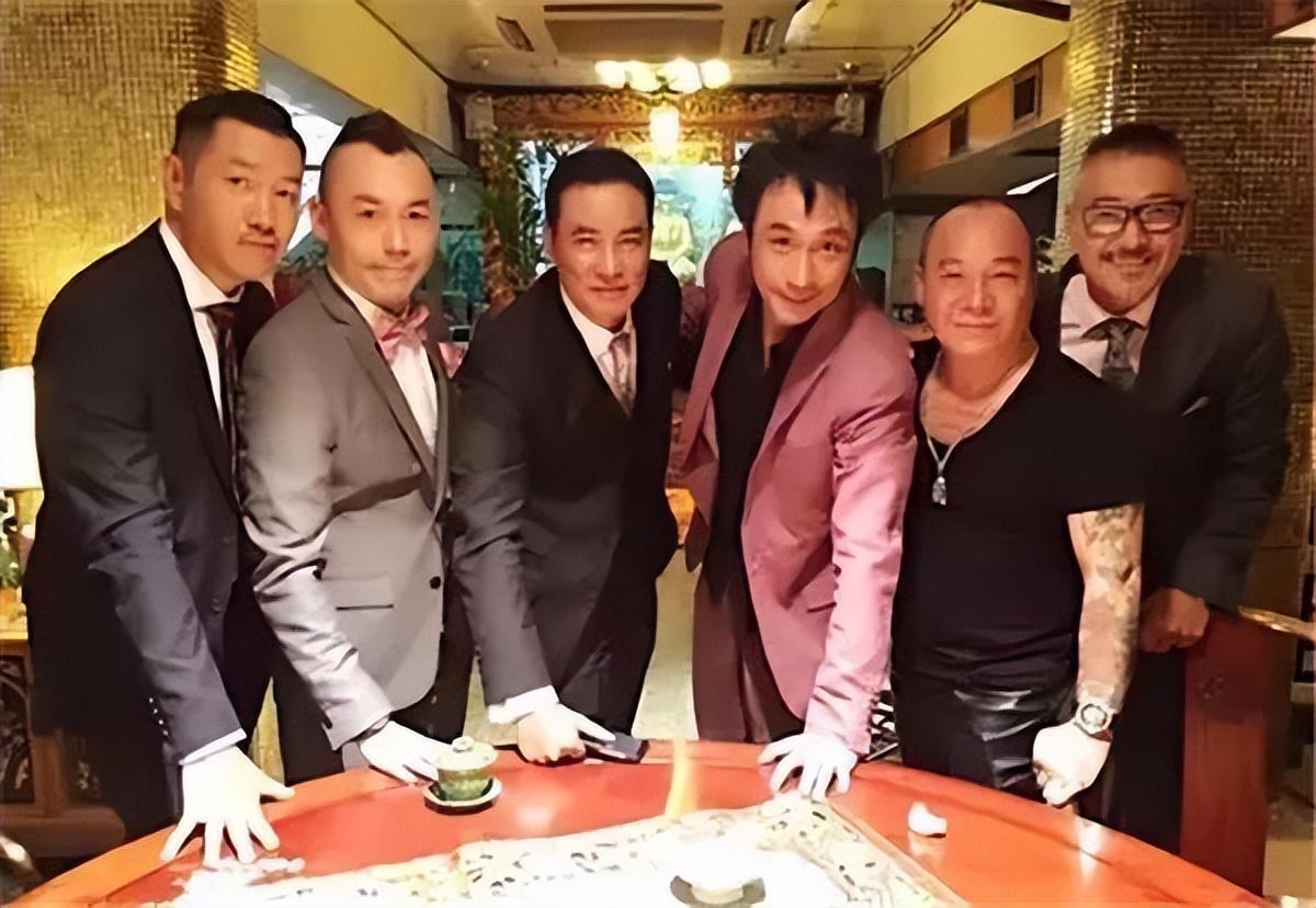 东北最强杀手逃亡京城，逆袭成夜店之王