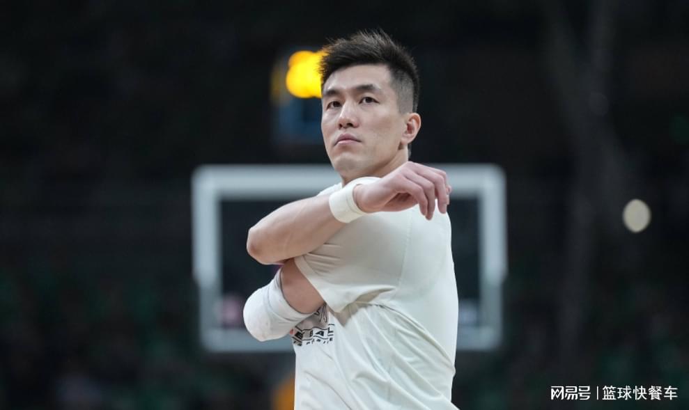 32岁郭艾伦狂轰43分夺MVP，未来能否重返辽宁队引热议