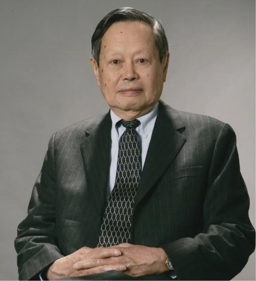 杨振宁先生究竟有多么了不起