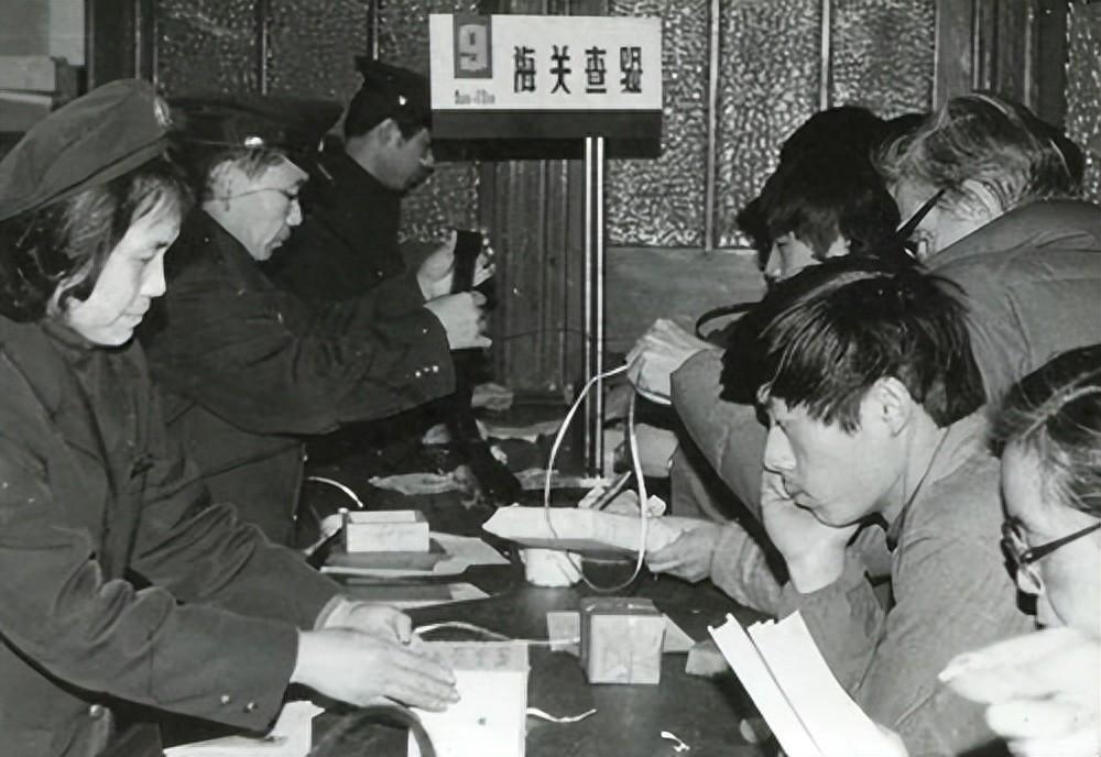 新中国首例间谍案揭秘：顶级机密遭窃，中南海震动