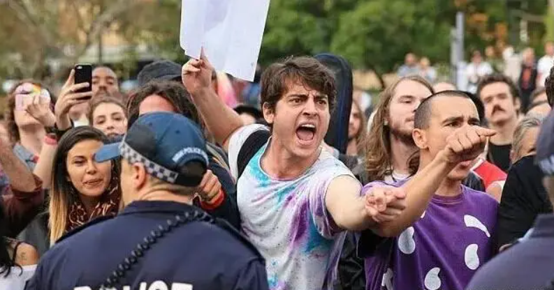 澳洲反移民情绪升级：极右翼势力抬头，华人社区受冲击